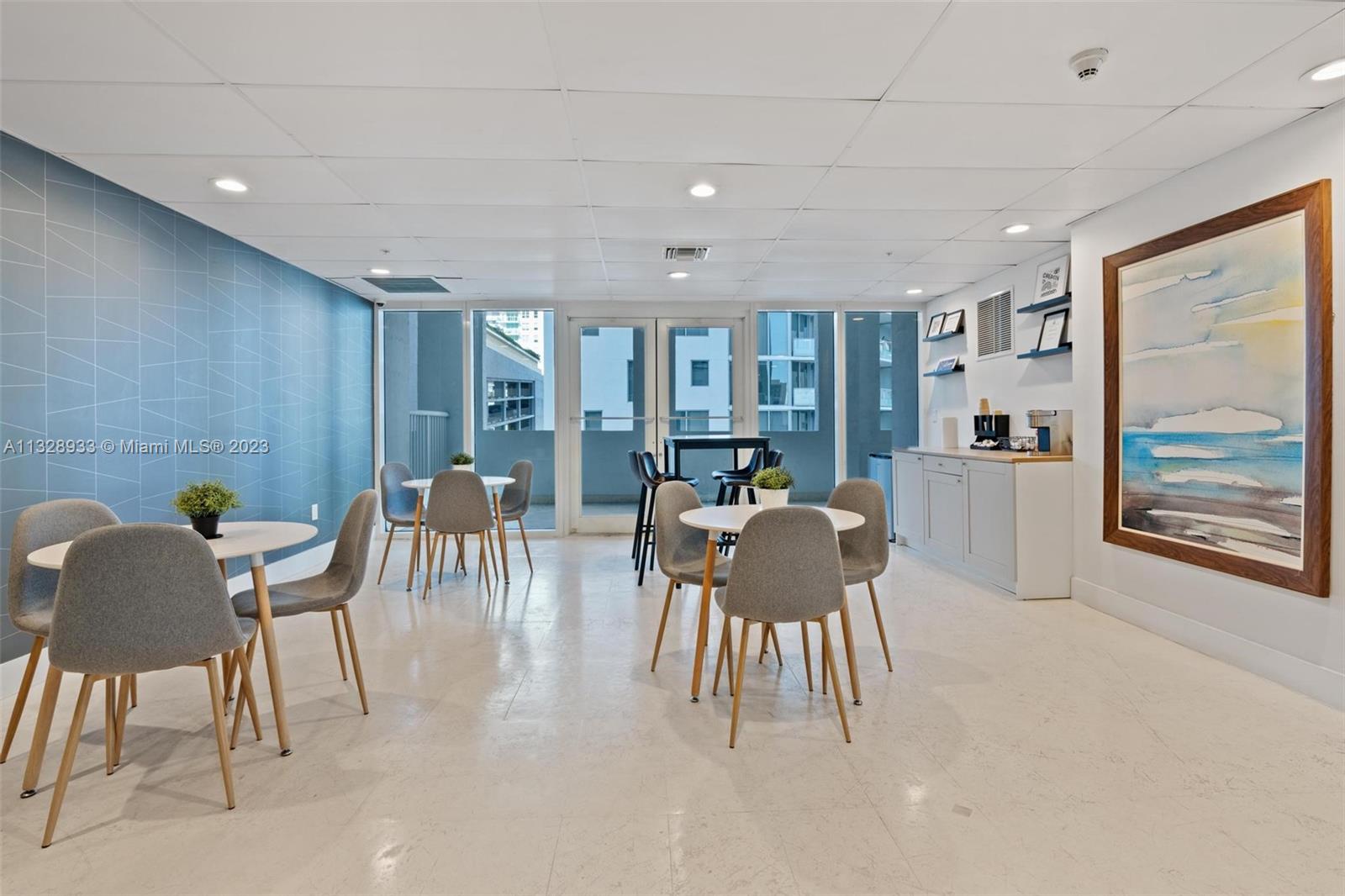 170 Southeast 14th Street, Unit 1906 Miami, FL 33131 - Photo 25 of 26 a dining room with furniture and window