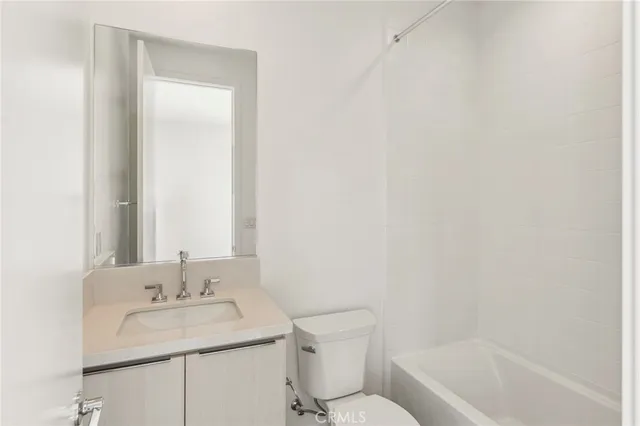 $4,000 | 75213 Aldrich Drive, Palm Desert, CA 92211