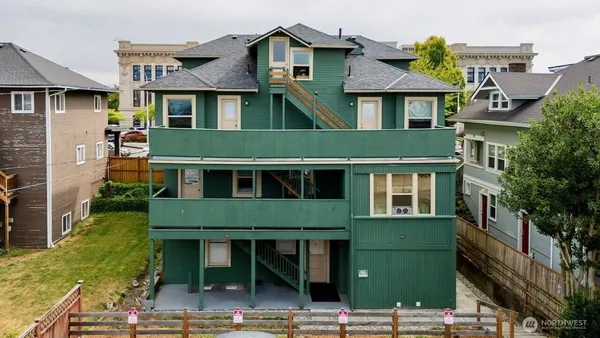 $2,695,000 | 2414 Hoyt Avenue, Everett, WA 98201