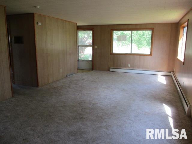 1026 North Main Street Lewistown, IL 61542 - Photo 4 of 18