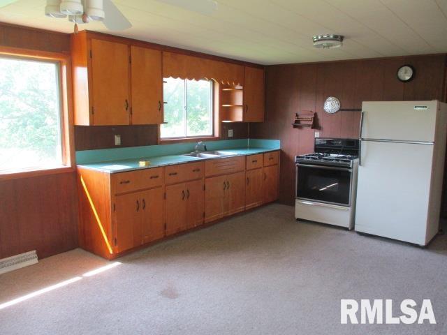 1026 North Main Street Lewistown, IL 61542 - Photo 6 of 18