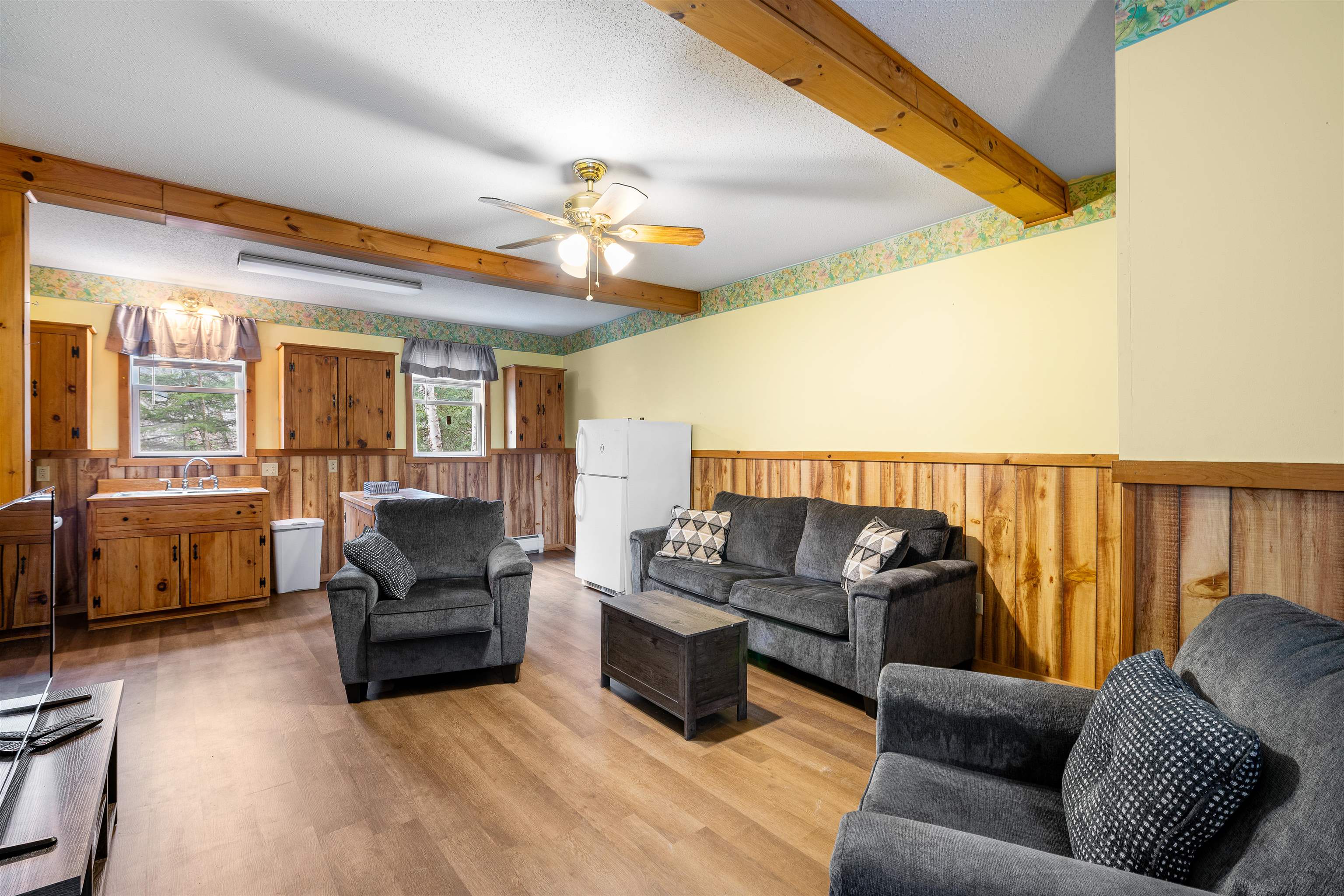 92 Colby Street Colebrook, NH 03576 - Photo 5 of 31
