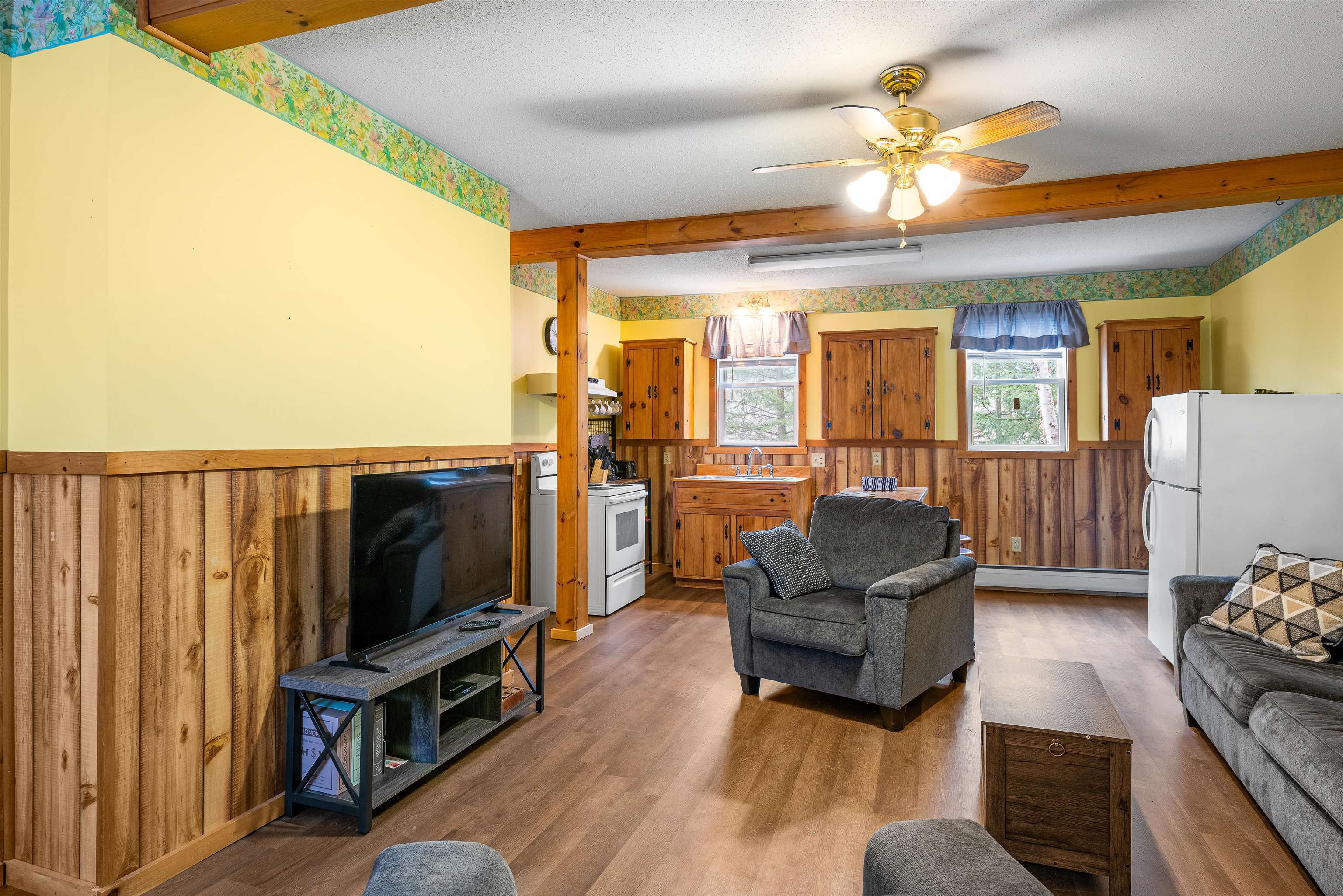 92 Colby Street Colebrook, NH 03576 - Photo 7 of 31