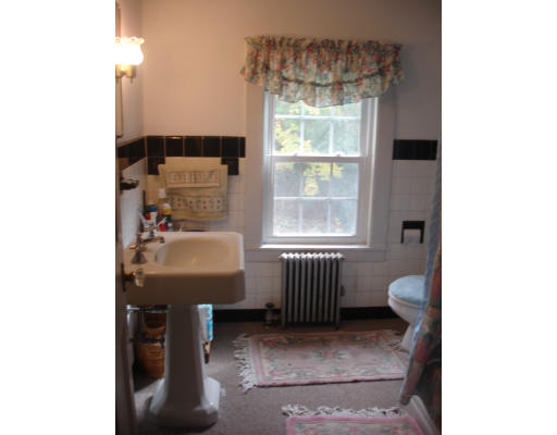 444 Coldbrook Road Oakham, MA 01068 - Photo 7 of 11