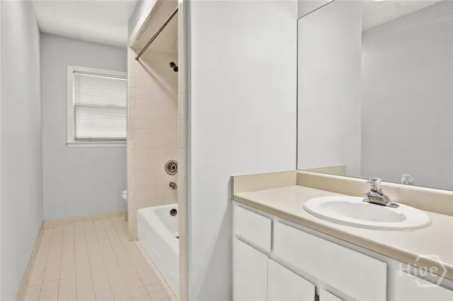 $450,000 | 7 Cardiff Road, Savannah, GA 31419