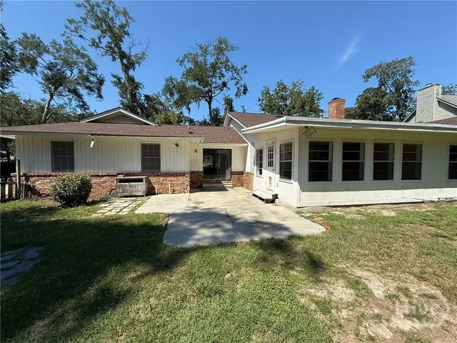 $450,000 | 7 Cardiff Road, Savannah, GA 31419