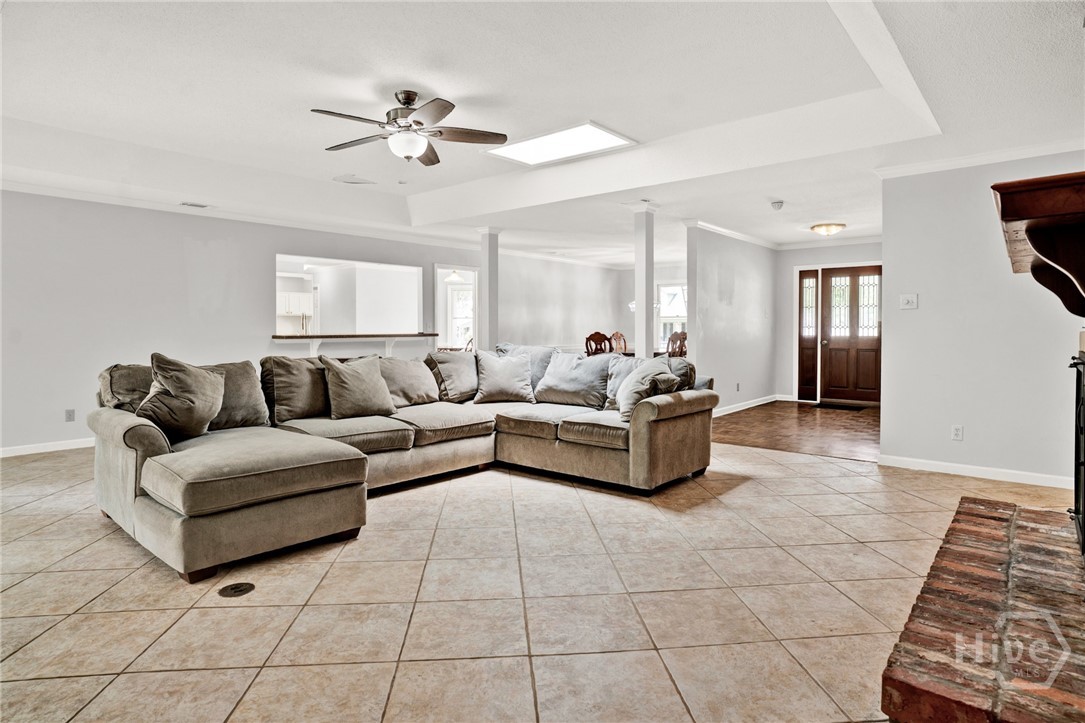 7 Cardiff Road Savannah, GA 31419 - Photo 5 of 21