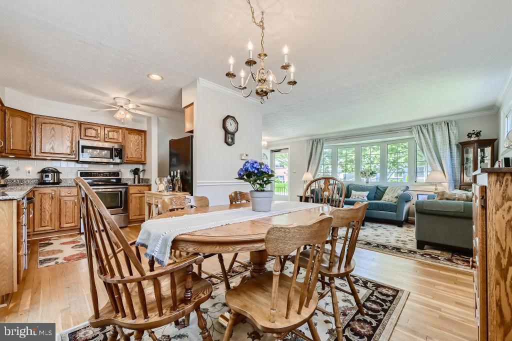 22 Dunwich Road Lutherville-Timonium, MD 21093 - Photo 8 of 32 Gallery Image 8