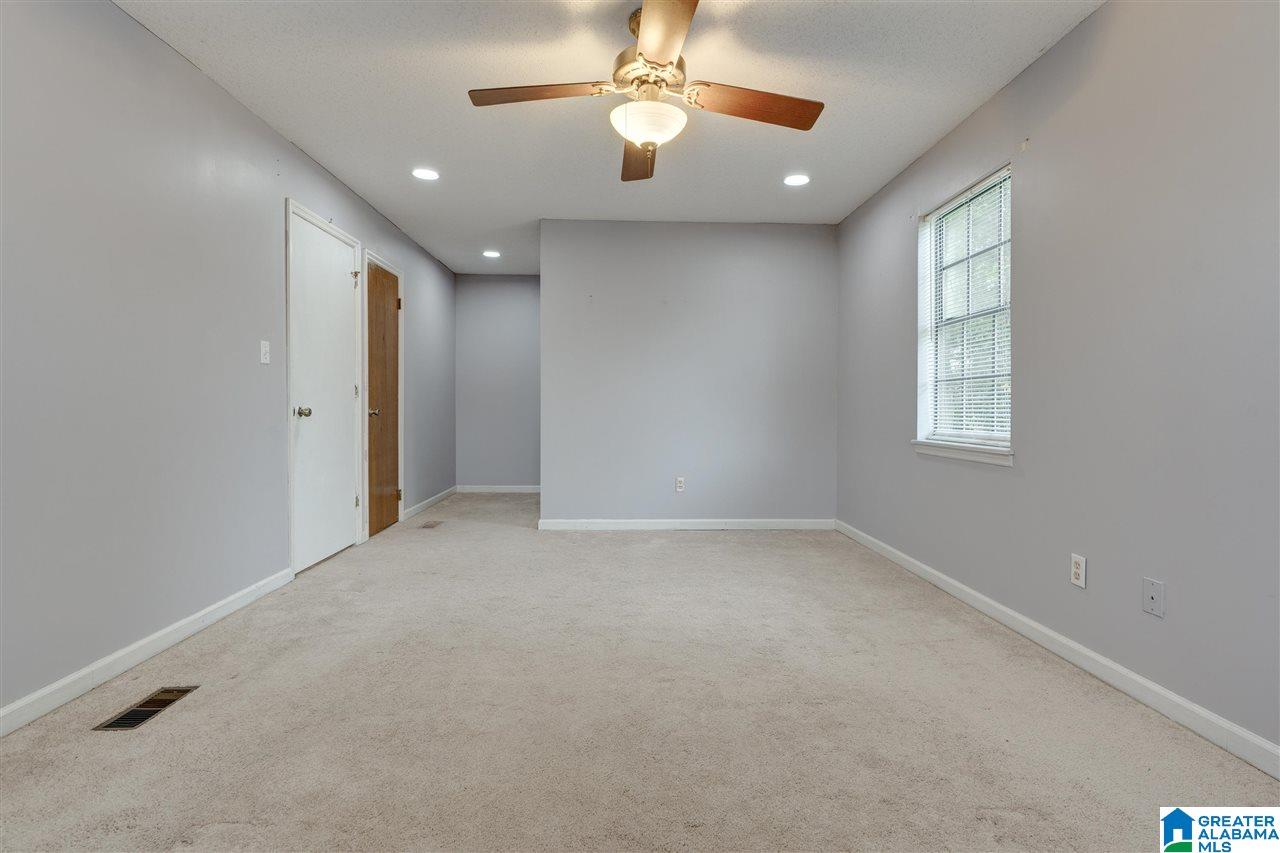 148 Bluegrass Drive Alabaster, AL 35007 - Photo 20 of 34
