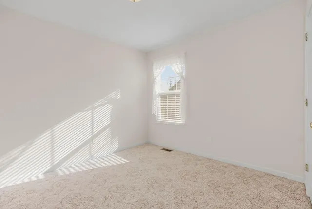 $365,000 | 614 Meadow Lark Drive, Raymore, MO 64083