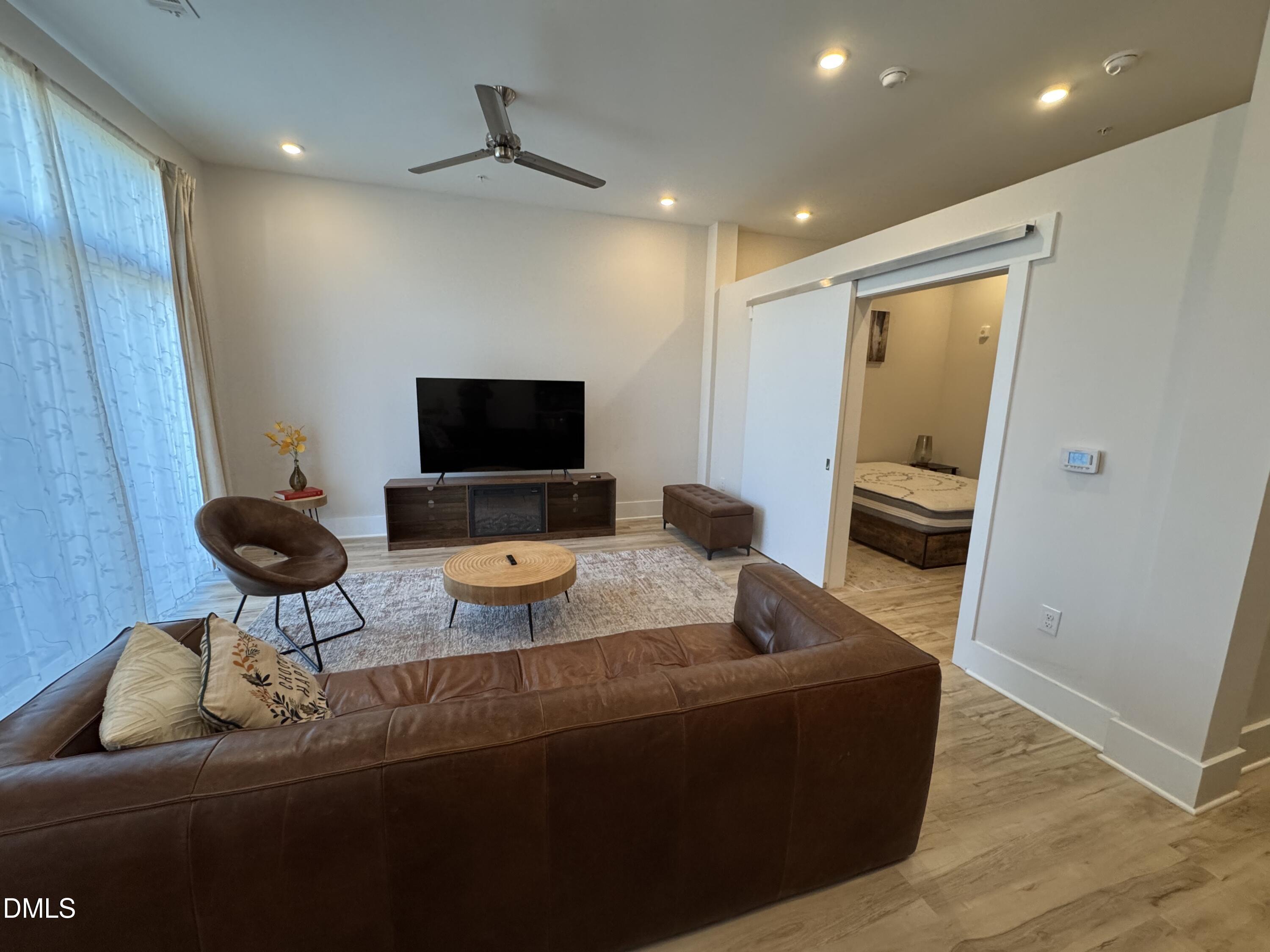 2441 Campus Shore Drive, Unit 402 Raleigh, NC 27606 - Photo 2 of 3 IMG_3161