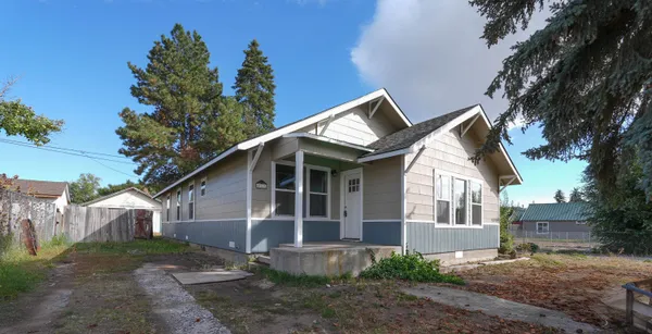 $198,000 | 217 South California Street, Dorris, CA 96023