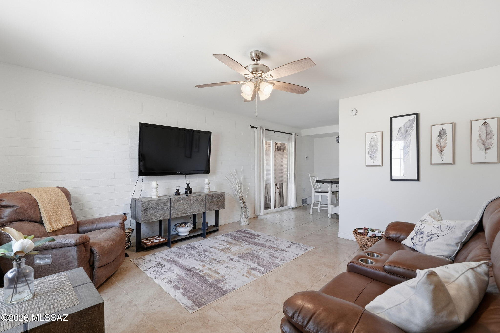 396 North Silverbell Road, Unit A Tucson, AZ 85745 - Photo 5 of 23 living room