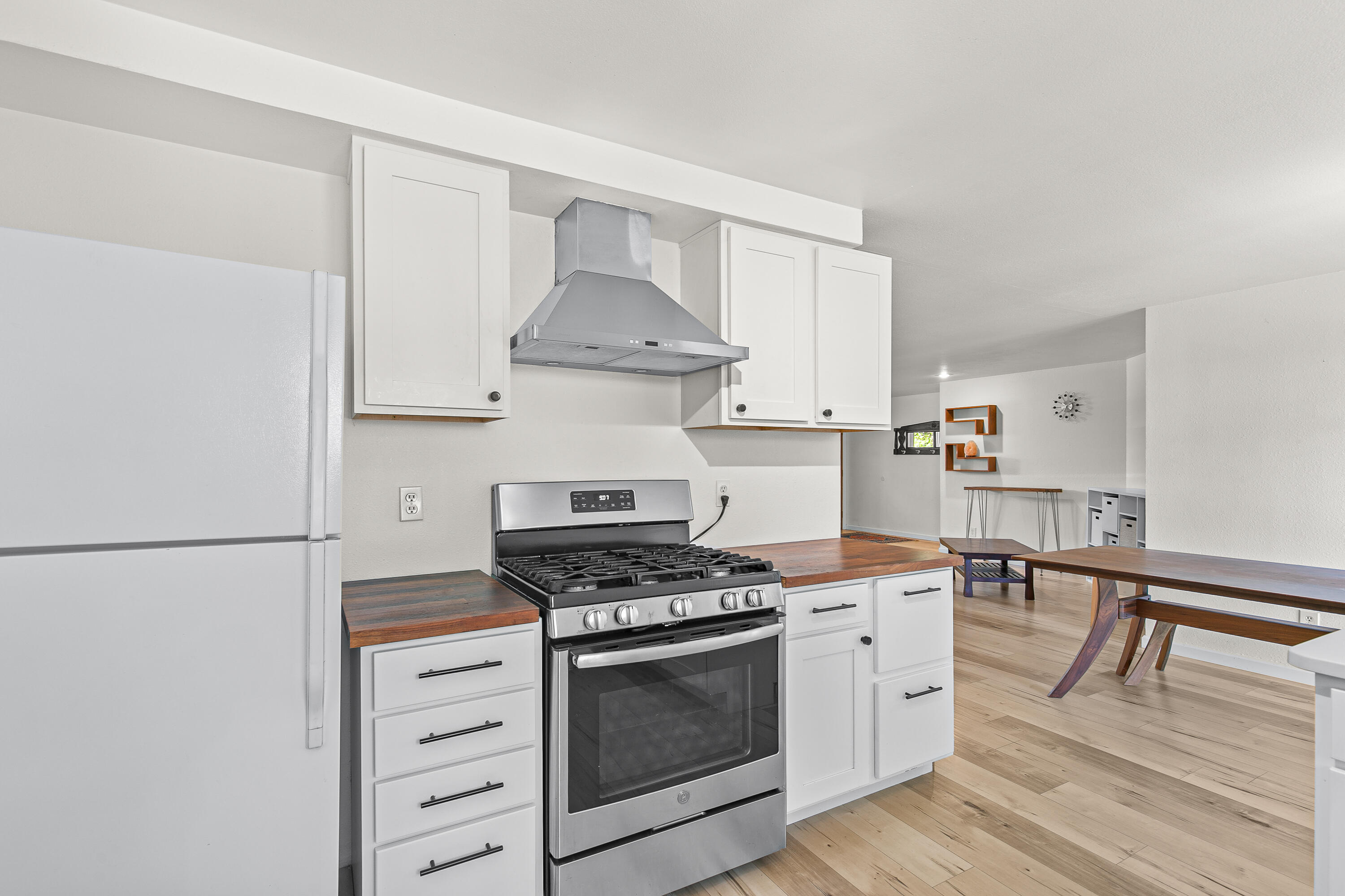 510 Bell Road Talent, OR 97540 - Photo 14 of 26 9R9A7432