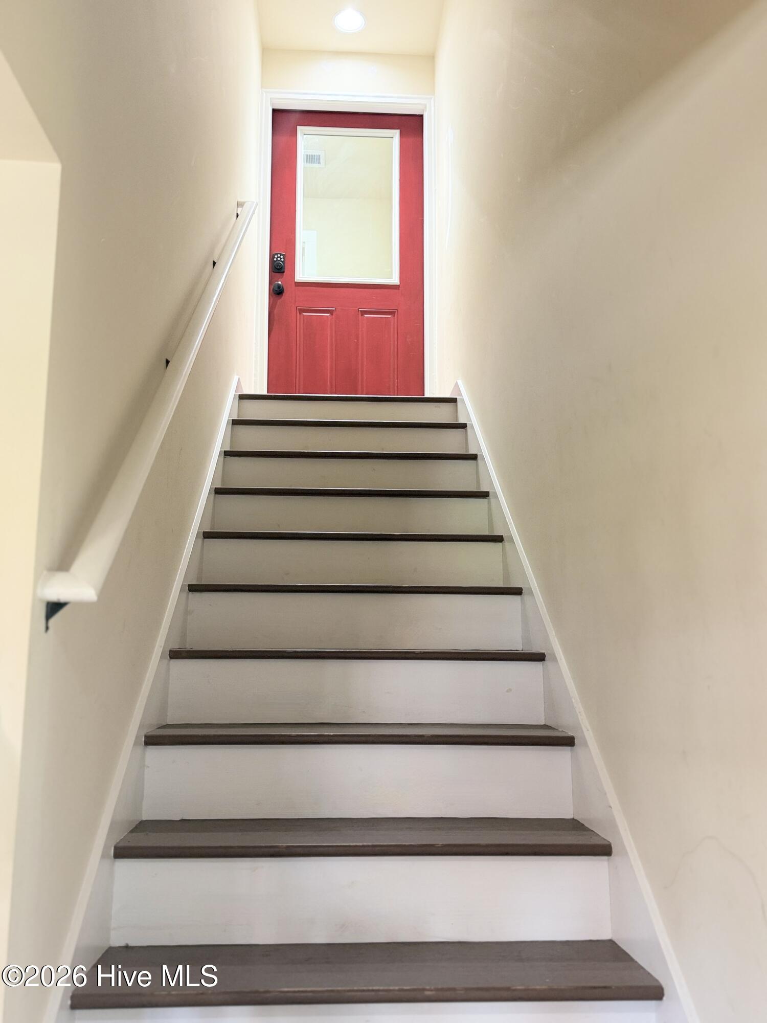511 North B Street Bridgeton, NC 28519 - Photo 7 of 20 2nd Floor Access