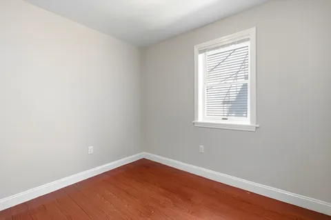 $4,250 | 191 Everett Street, Unit 1, Boston, MA 02128