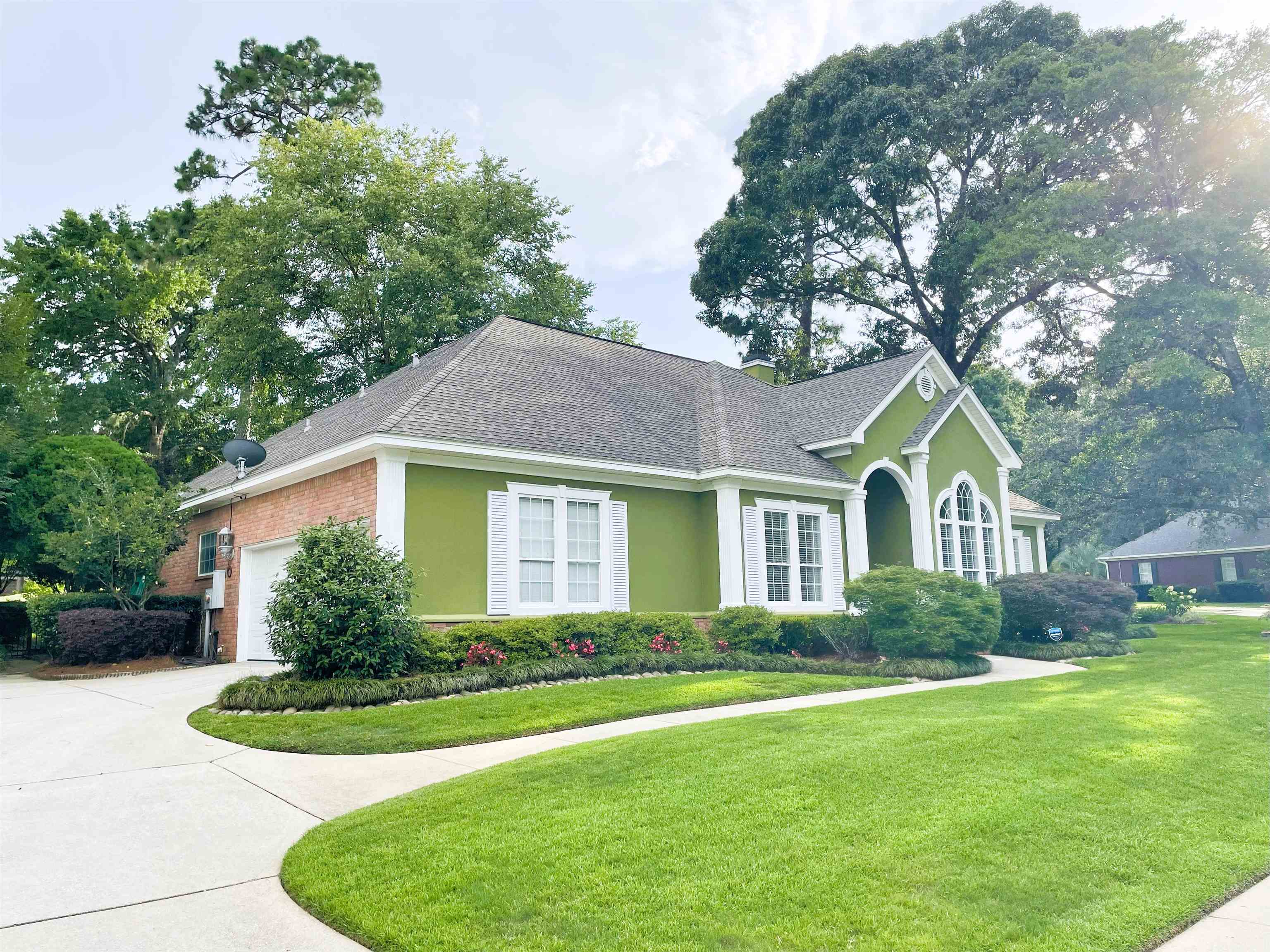9849 Aspen Circle Daphne, AL 36527 - Photo 2 of 32 Front Of Structure