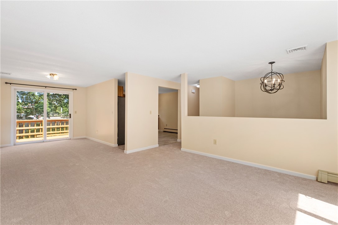 94 Ridgewood Road Middletown, RI 02842 - Photo 5 of 31
