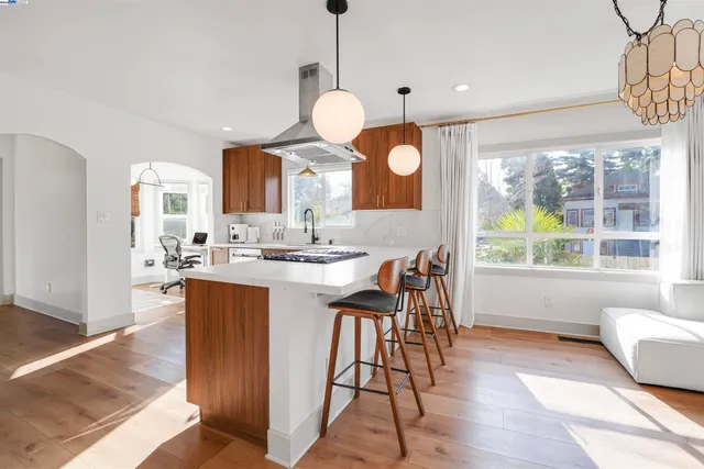 $699,888 | 2700 26th Avenue, Oakland, CA 94601