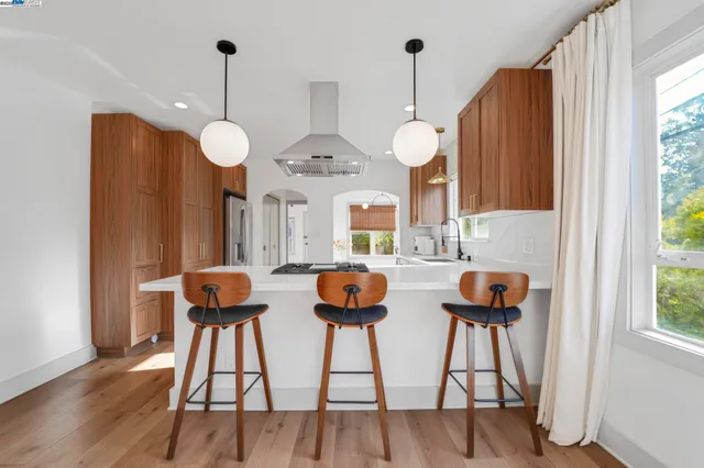 $699,888 | 2700 26th Avenue, Oakland, CA 94601