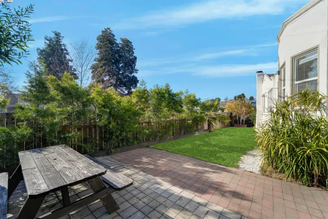 $699,888 | 2700 26th Avenue, Oakland, CA 94601