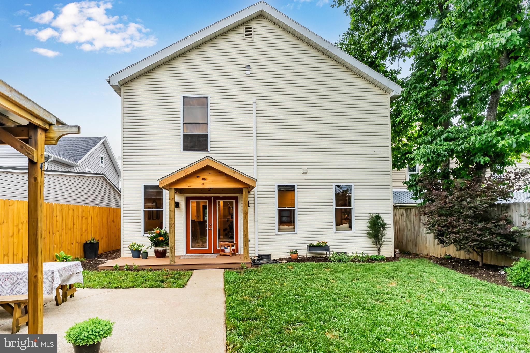 114 3rd Street Boiling Springs, PA 17007 - Photo 6 of 51