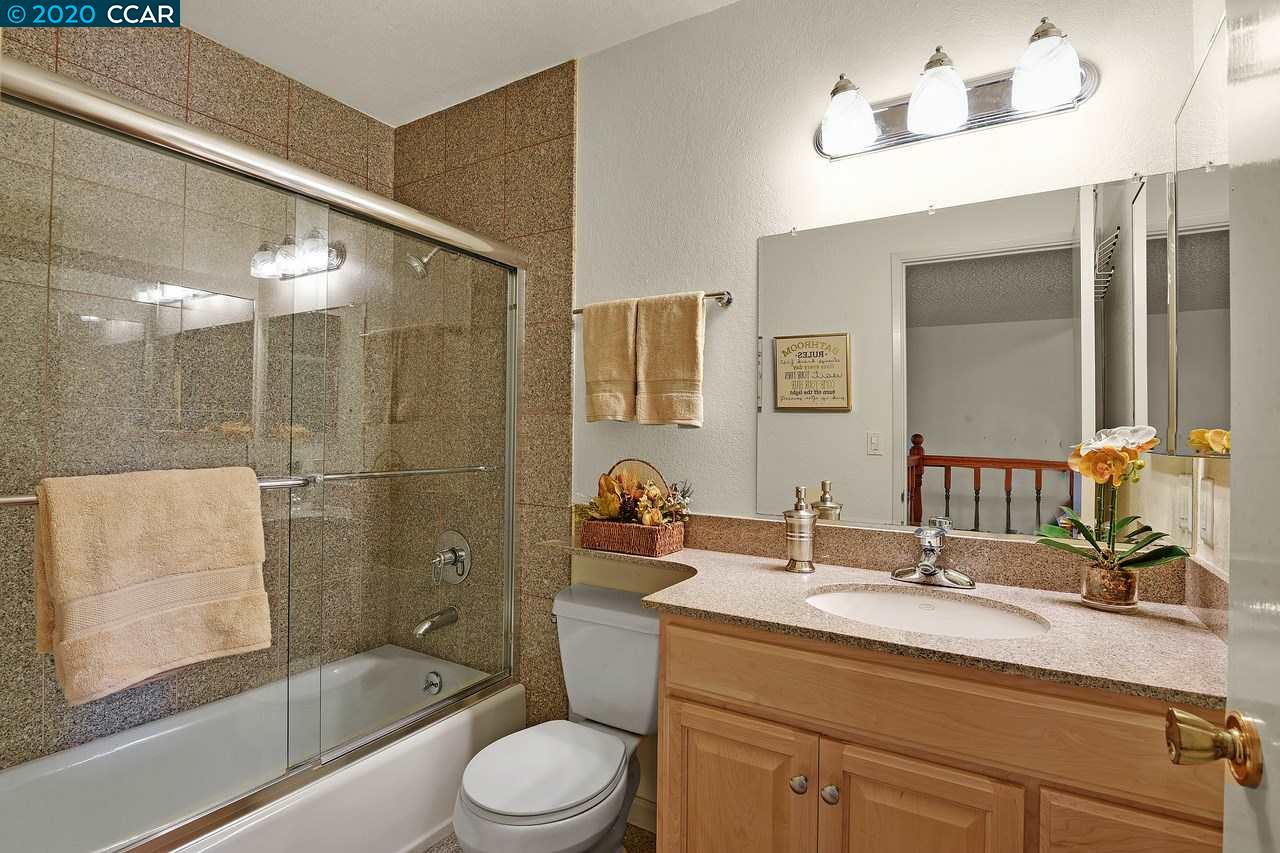 972 Coral Drive Rodeo, CA 94572 - Photo 33 of 40