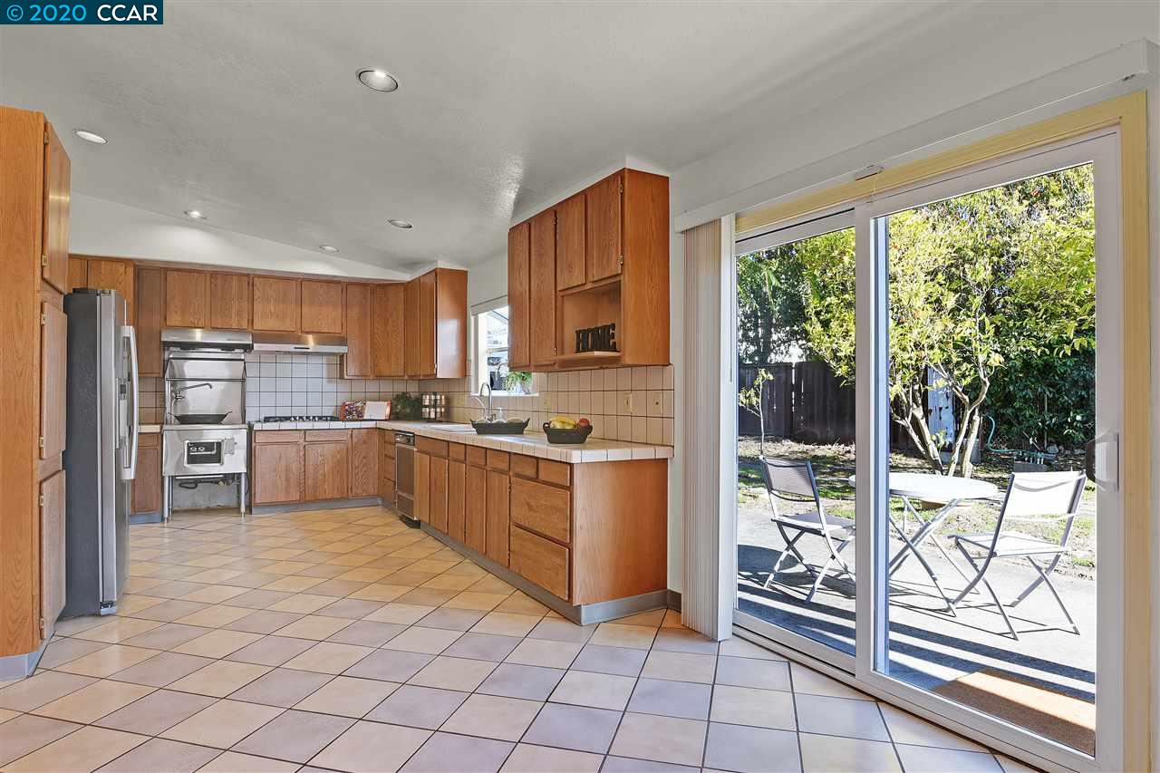 972 Coral Drive Rodeo, CA 94572 - Photo 9 of 40