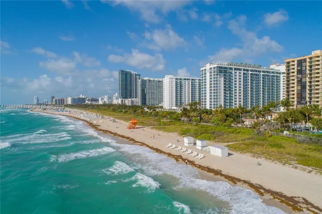 $4,900 | 2301 Collins Avenue, Unit 425, Miami Beach, FL 33139