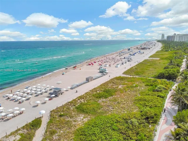 $4,900 | 2301 Collins Avenue, Unit 425, Miami Beach, FL 33139