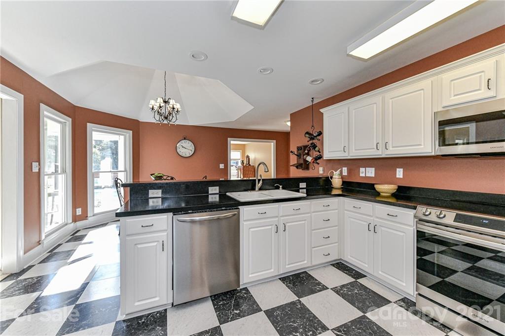 6021 Rehobeth Road Waxhaw, NC 28173 - Photo 14 of 41 Gallery Image 14