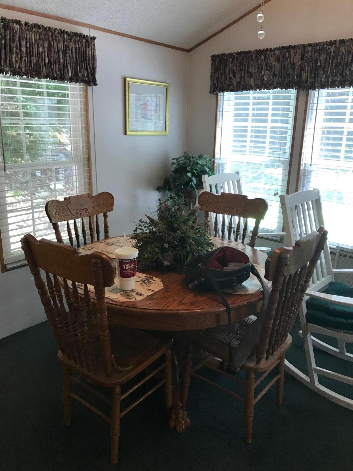 1428 Hickory Star Road Maynardville, TN 37807 - Photo 3 of 15 dining