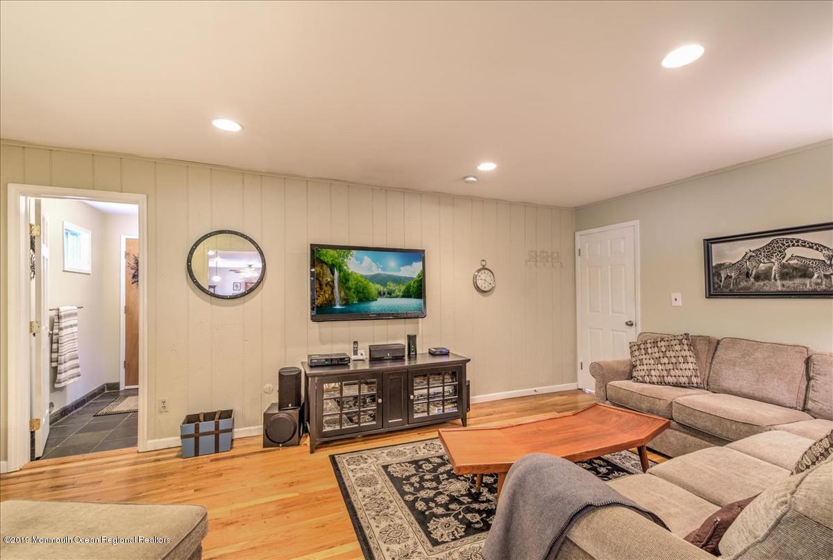 140 Edwards Road Freehold, NJ 07728 - Photo 14 of 37 14-DEN