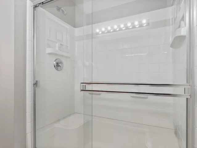 $319,900 | 880 June Terrace, Unit 270, Lake Zurich, IL 60047