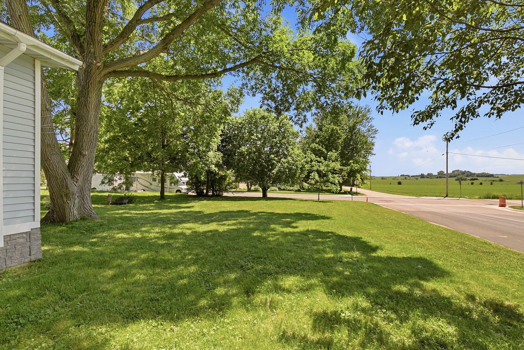 717 Forest Street Kenyon, MN 55946 - Photo 3 of 26