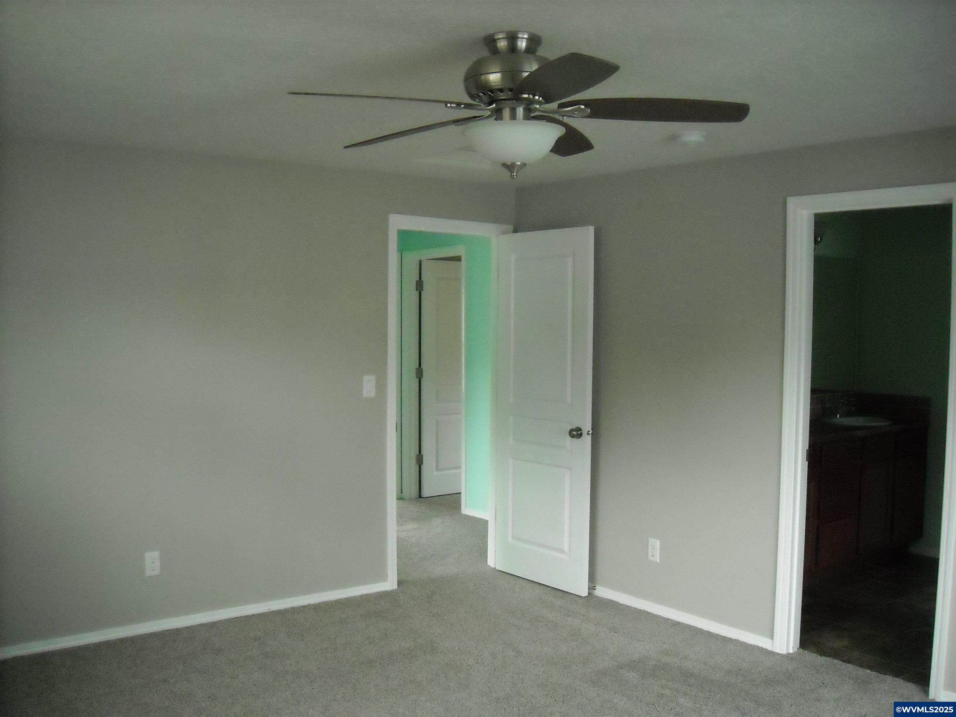 840 North Pointe Drive Northwest Albany, OR 97321 - Photo 19 of 30