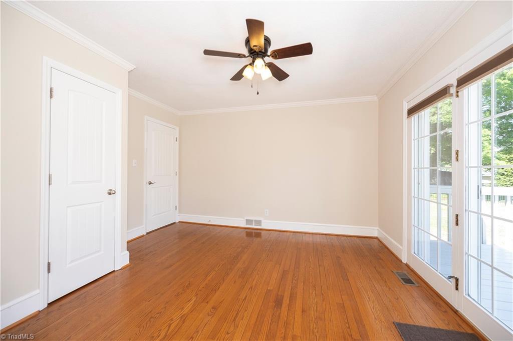 131 Parsonage Drive Advance, NC 27006 - Photo 8 of 41 Dining Room
