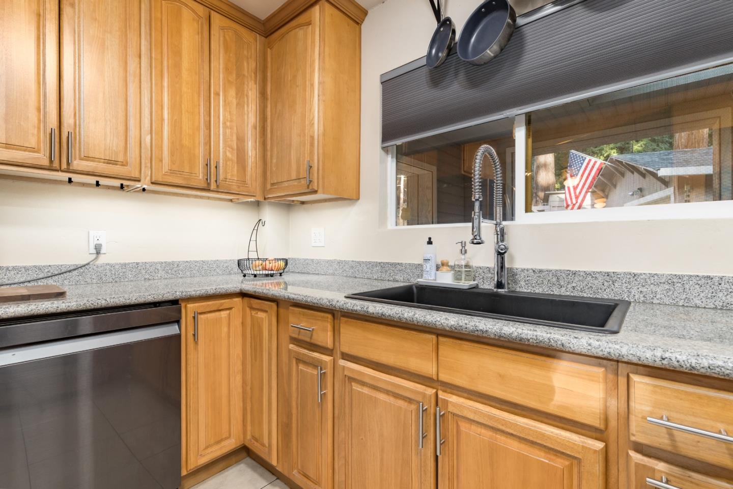 185 Spring Creek Road Boulder Creek, CA 95006 - Photo 12 of 52 Gallery Image 12