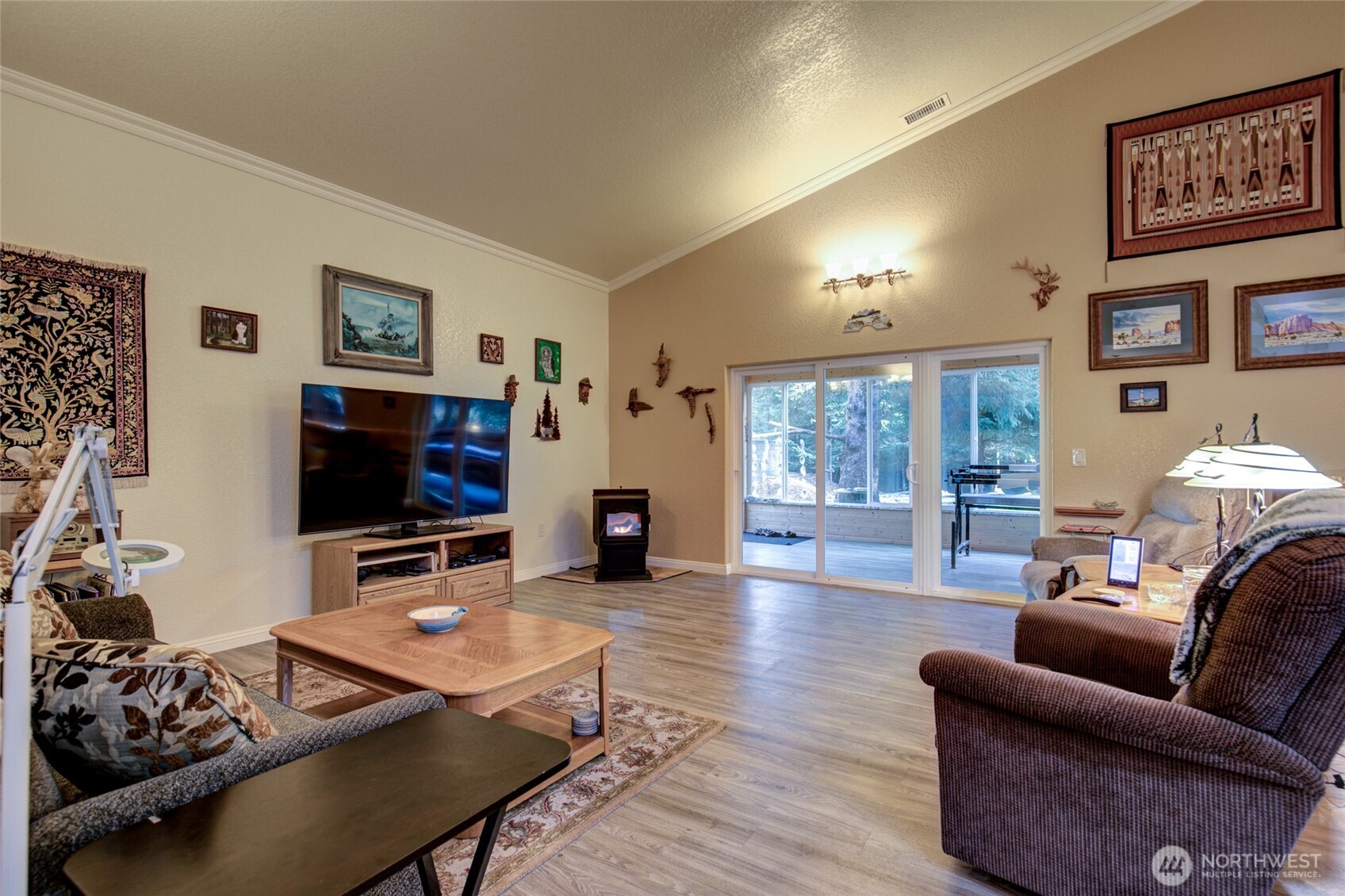 2695 State Route 109 Copalis Beach, WA 98535 - Photo 4 of 40 a living room with furniture and a flat screen tv