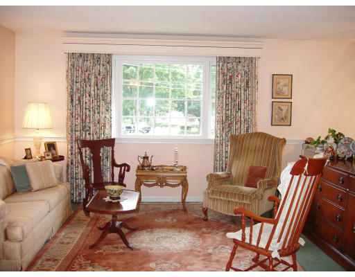 65 Sonning Road Beverly, MA 01915 - Photo 3 of 6 Gallery Image 3