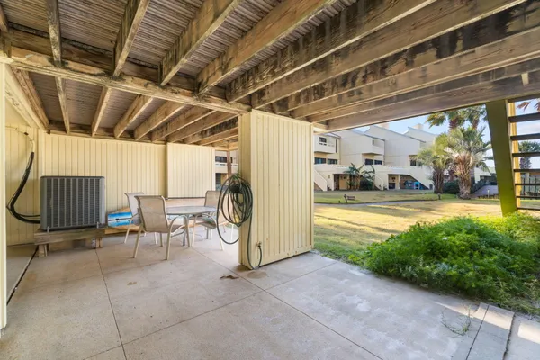 $699,000 | 8520 Gulf Boulevard, Unit 15, Navarre, FL 32566