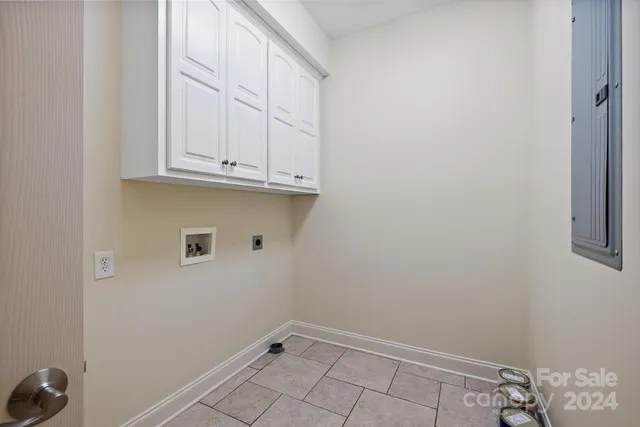 $729,900 | 2488 Birdie Lane Northeast, Conover, NC 28613