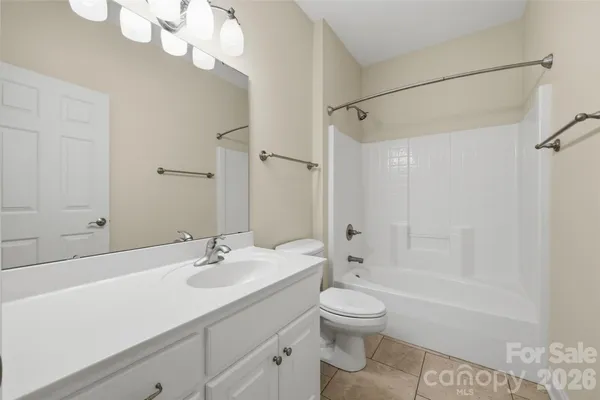 $729,900 | 2488 Birdie Lane Northeast, Conover, NC 28613