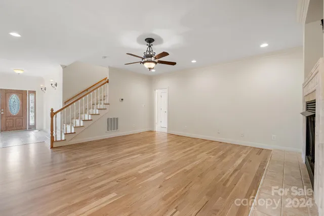 $729,900 | 2488 Birdie Lane Northeast, Conover, NC 28613