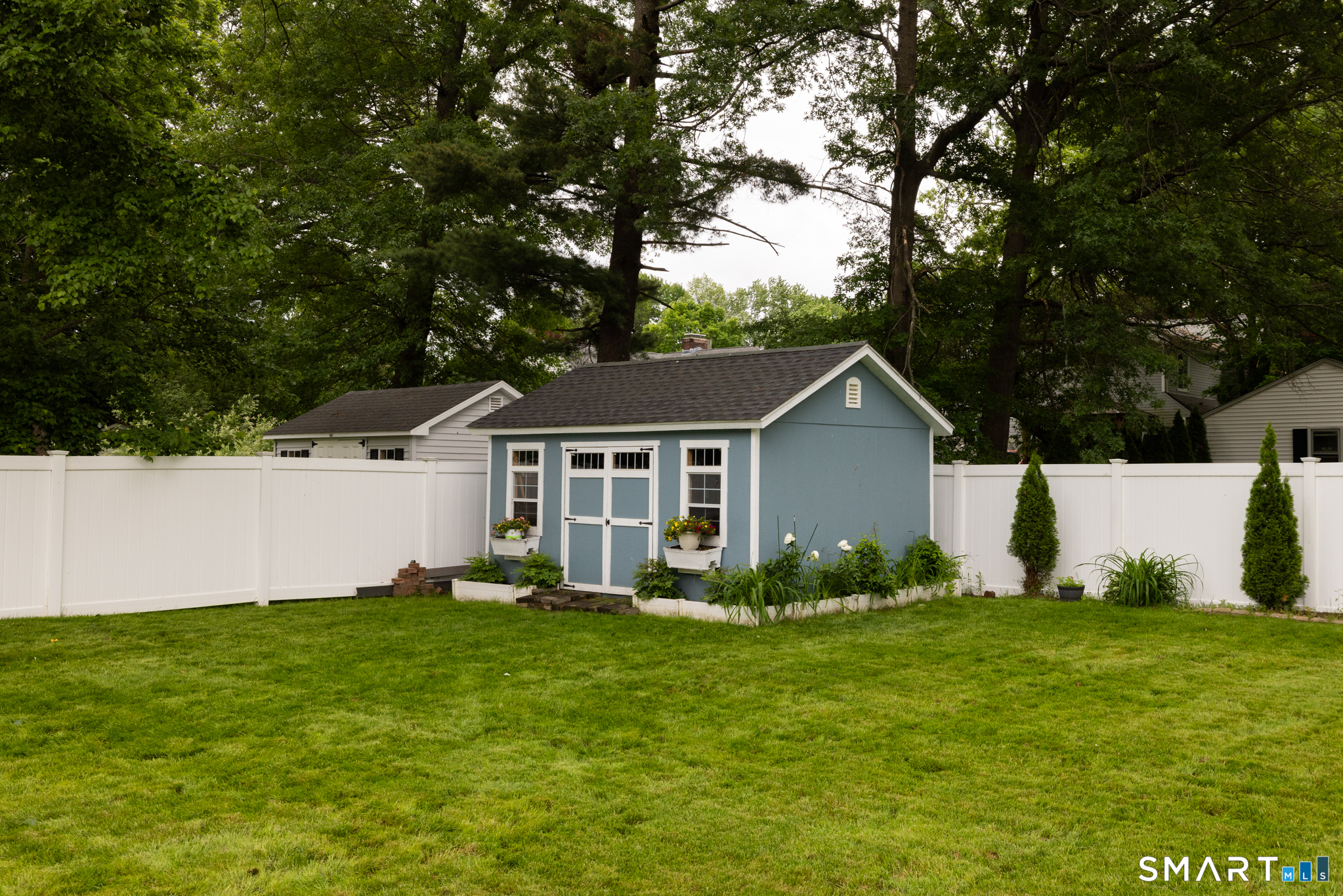 31 Ridgewood Road Windsor, CT 06095 - Photo 26 of 36