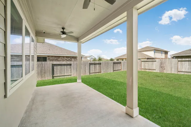 $3,200 | 19111 Shoreside Terrace Drive, Manvel, TX 77578