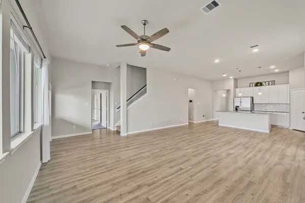 $2,950 | 19111 Shoreside Terrace Drive, Manvel, TX 77578