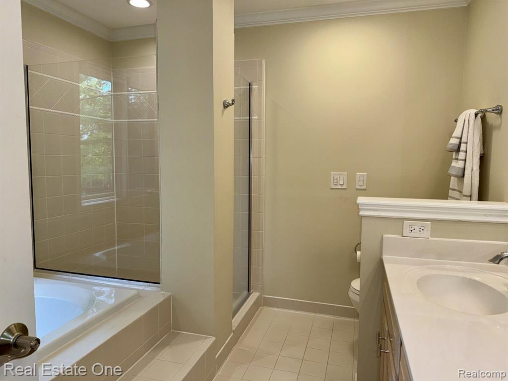 516 Bloomer Ridge Drive Rochester, MI 48307 - Photo 45 of 58