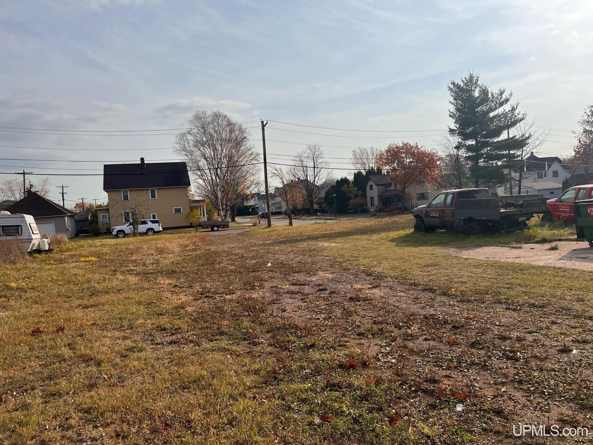 Tbd Oak Street Negaunee, MI 49866 - Photo 3 of 8