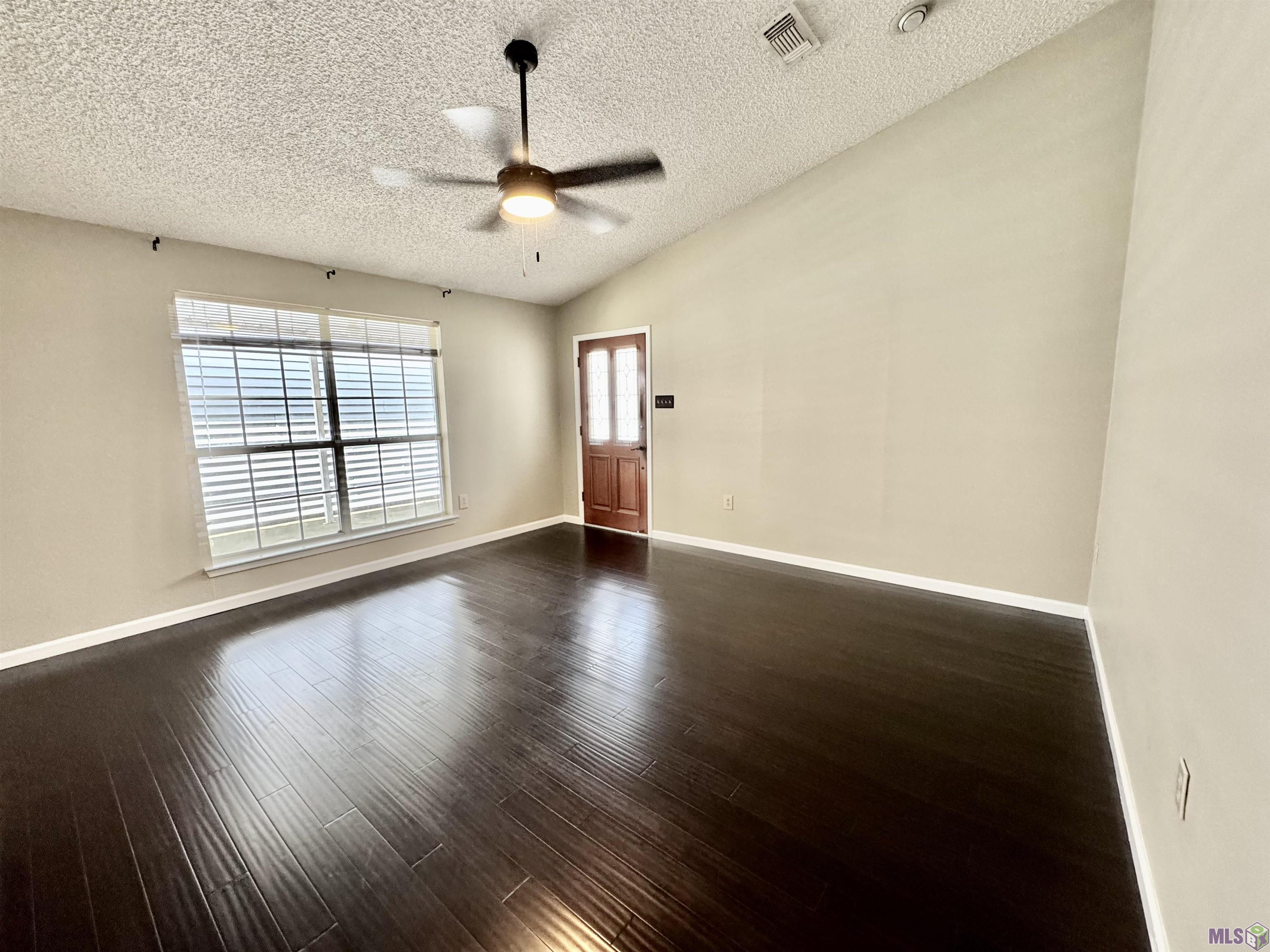 10734 Erin Vale Avenue Baton Rouge, LA 70810 - Photo 3 of 20